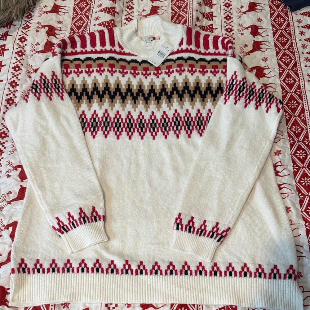 LOFT Women's Cream and Red Patterned Turtleneck Sweater